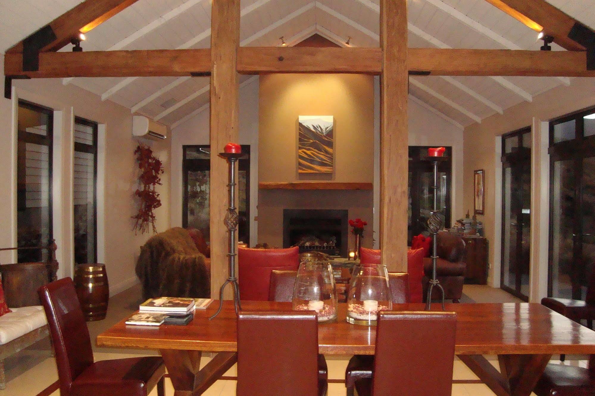 Mt Rosa Lodge Boutique Vineyard Accommodation Уанака Екстериор снимка